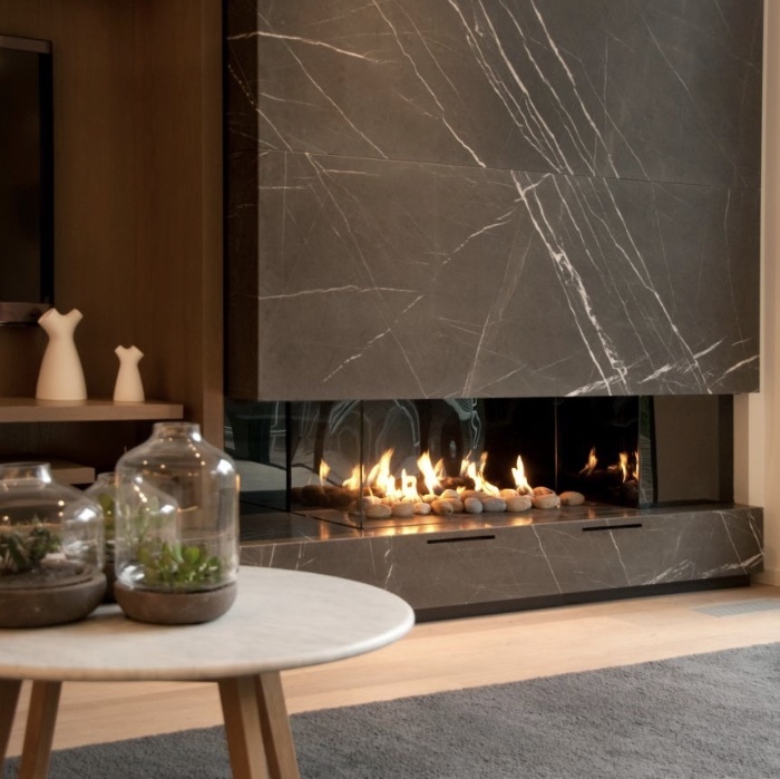 Gas fire place in lounge