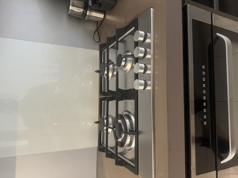 Gas cooker
