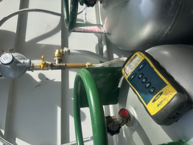 Gas bottle set up